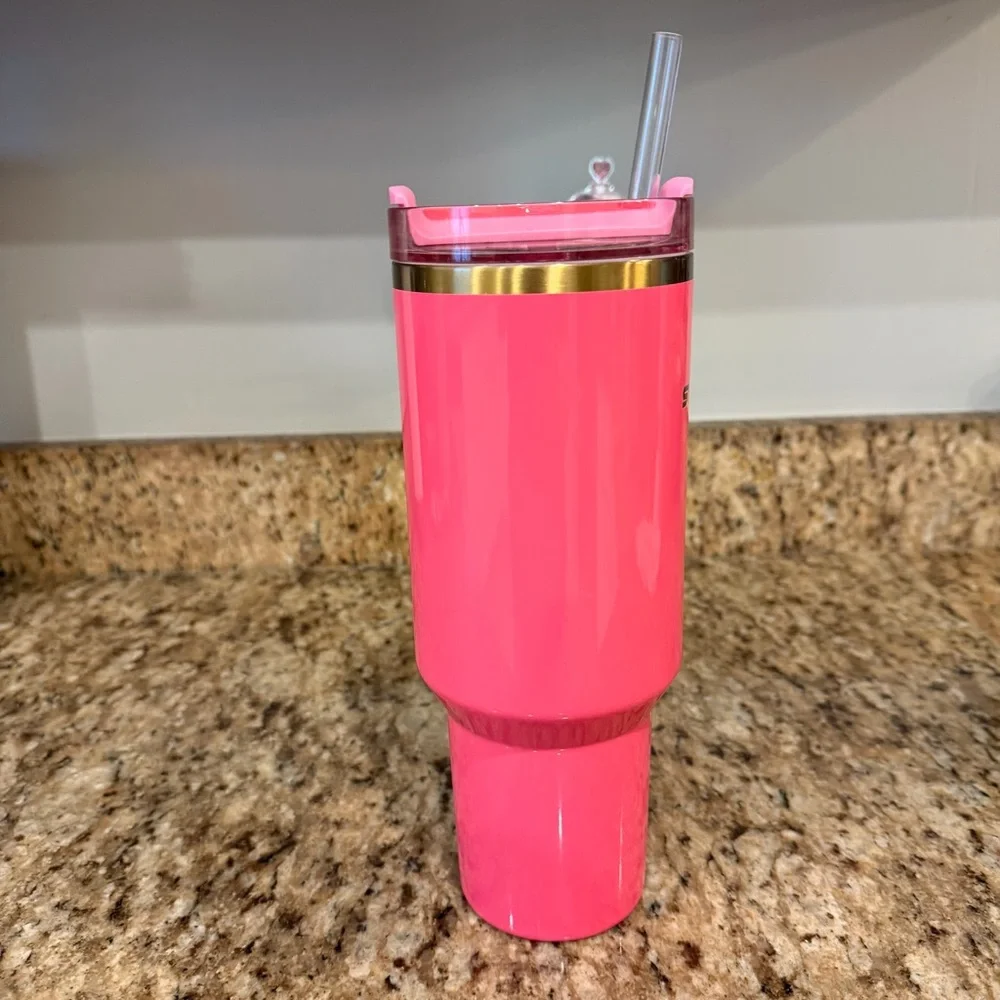 Stanley The Flowstate Quencher H2.0 40oz Tumbler in Pink Paradise Travel Cup - Picture 5 of 11